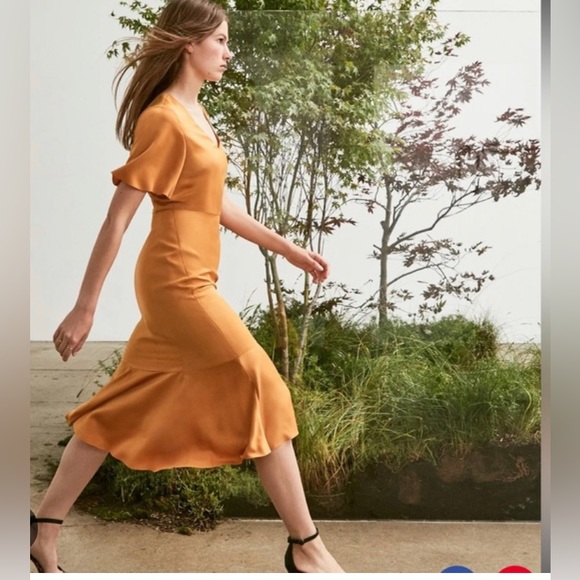 Banana Republic Midi Dress Satin Yellow Flutter Sleeve Flounce Hem 8 Petite - Picture 2 of 12